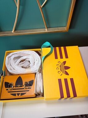 Gucci x Adidas collaboration Yellow Leather Wallet- limited edition